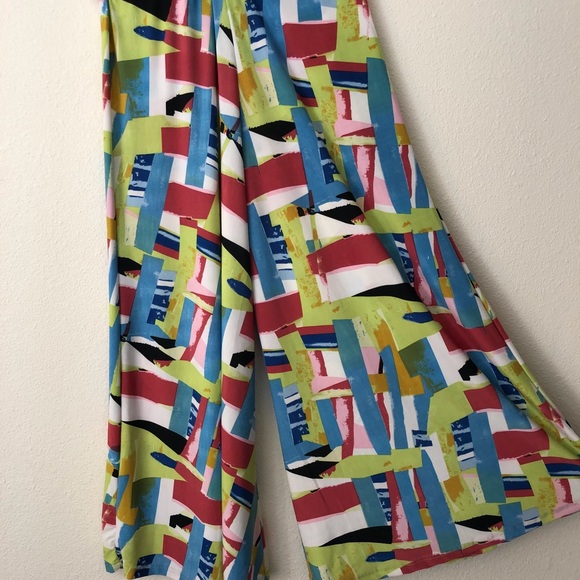 New Palazzo Pant For Sale - Picture 3 of 4